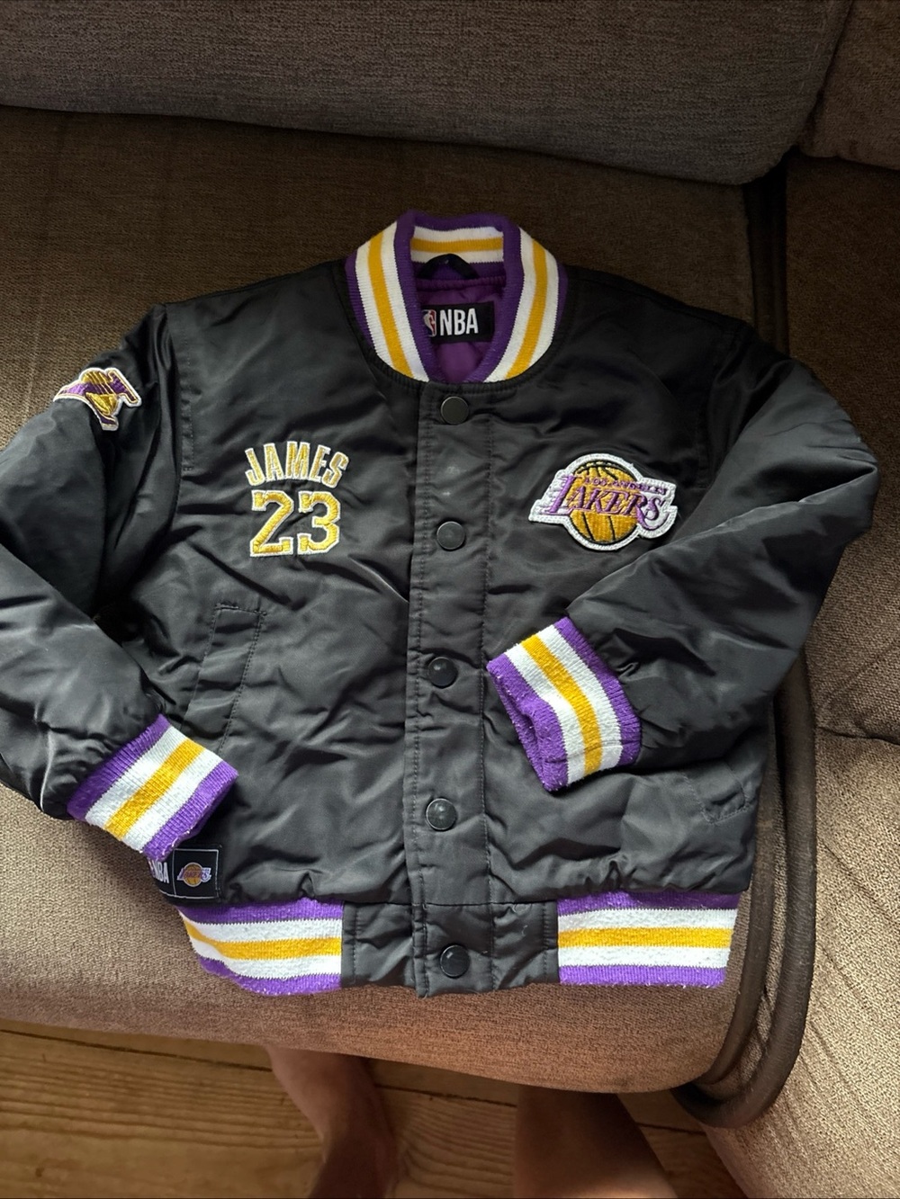 LA Lakers Lebron James #23 Satin Jacket Kids Small 3/4 Years